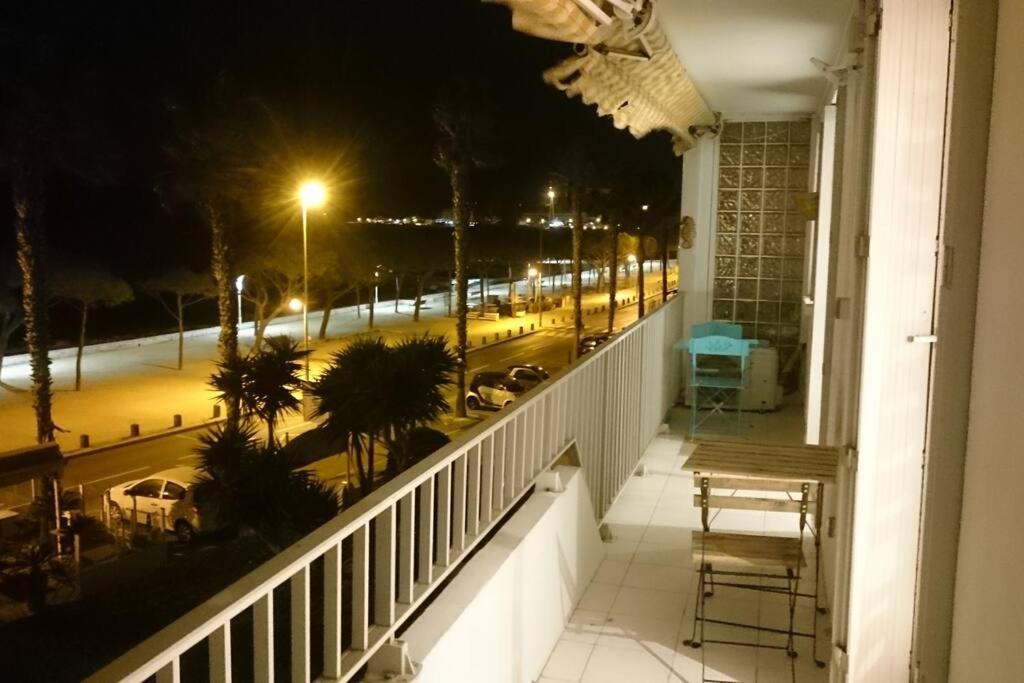 T3 Sur La Plage Vue Feerique Mer,Wifi, Parking Inclus , Clim La Ciotat Buitenkant foto