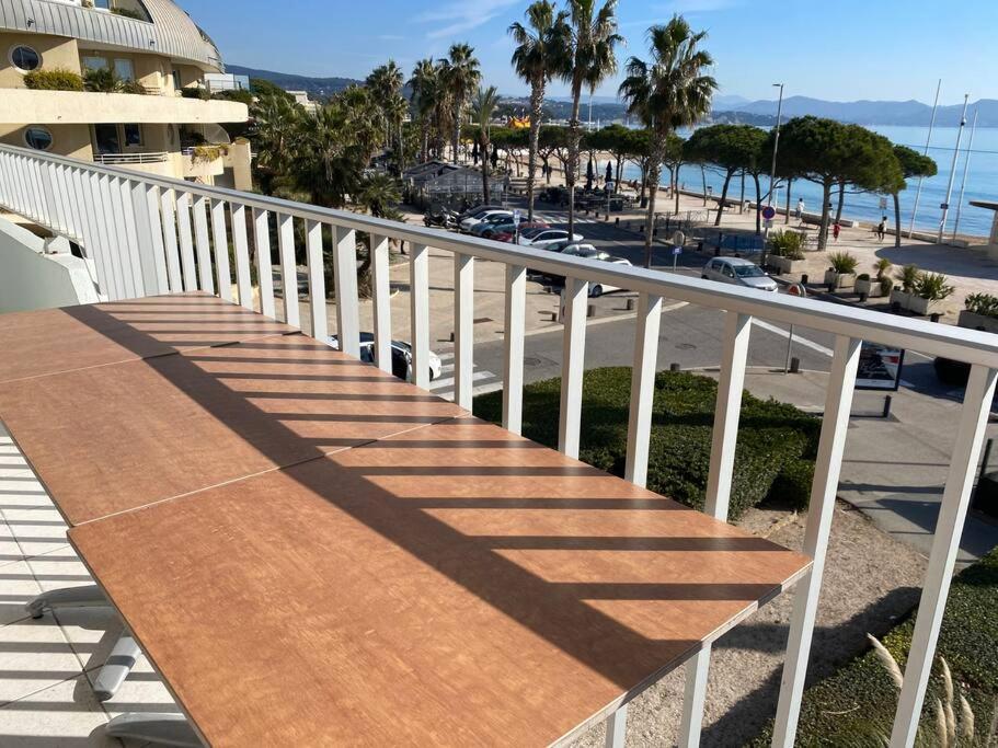T3 Sur La Plage Vue Feerique Mer,Wifi, Parking Inclus , Clim La Ciotat Buitenkant foto