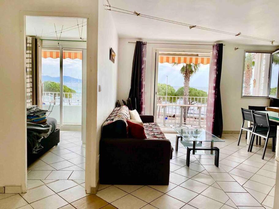 T3 Sur La Plage Vue Feerique Mer,Wifi, Parking Inclus , Clim La Ciotat Buitenkant foto