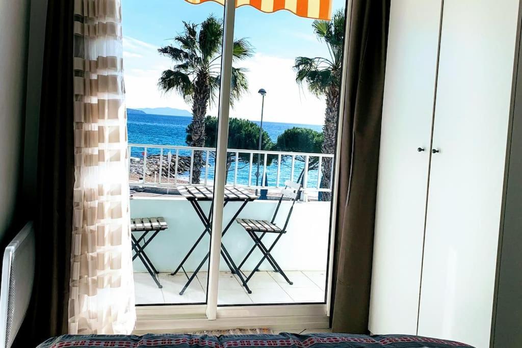 T3 Sur La Plage Vue Feerique Mer,Wifi, Parking Inclus , Clim La Ciotat Buitenkant foto