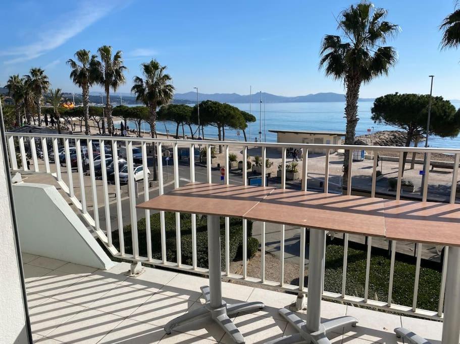 T3 Sur La Plage Vue Feerique Mer,Wifi, Parking Inclus , Clim La Ciotat Buitenkant foto